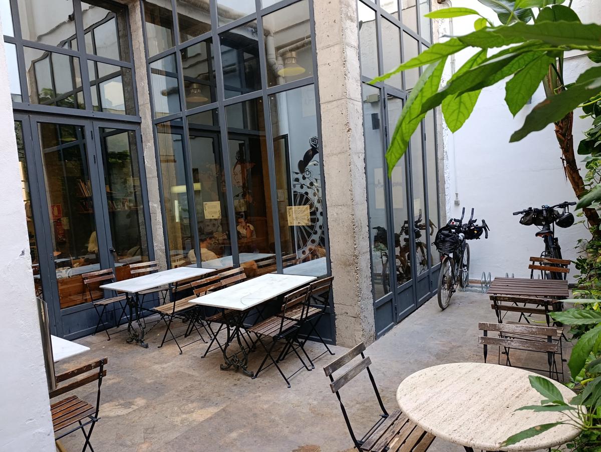 Black Swan Hostel Sevilla photo 4
