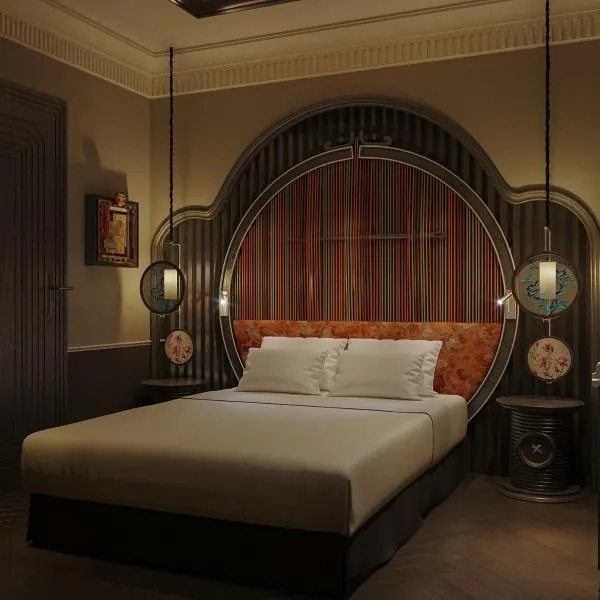 The One Hostel & Rooftop Pool Hanoi photo 5