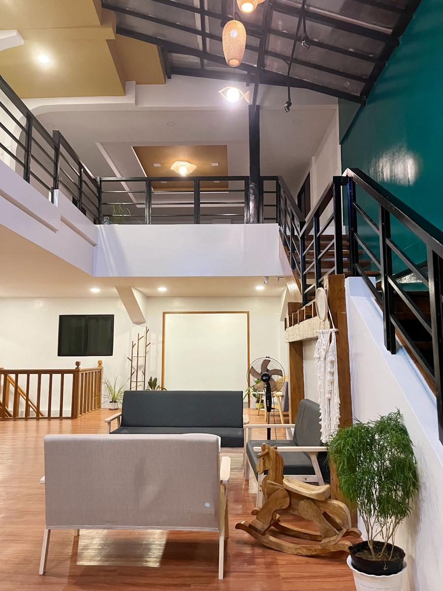 Cozy Coron Inn photo 3