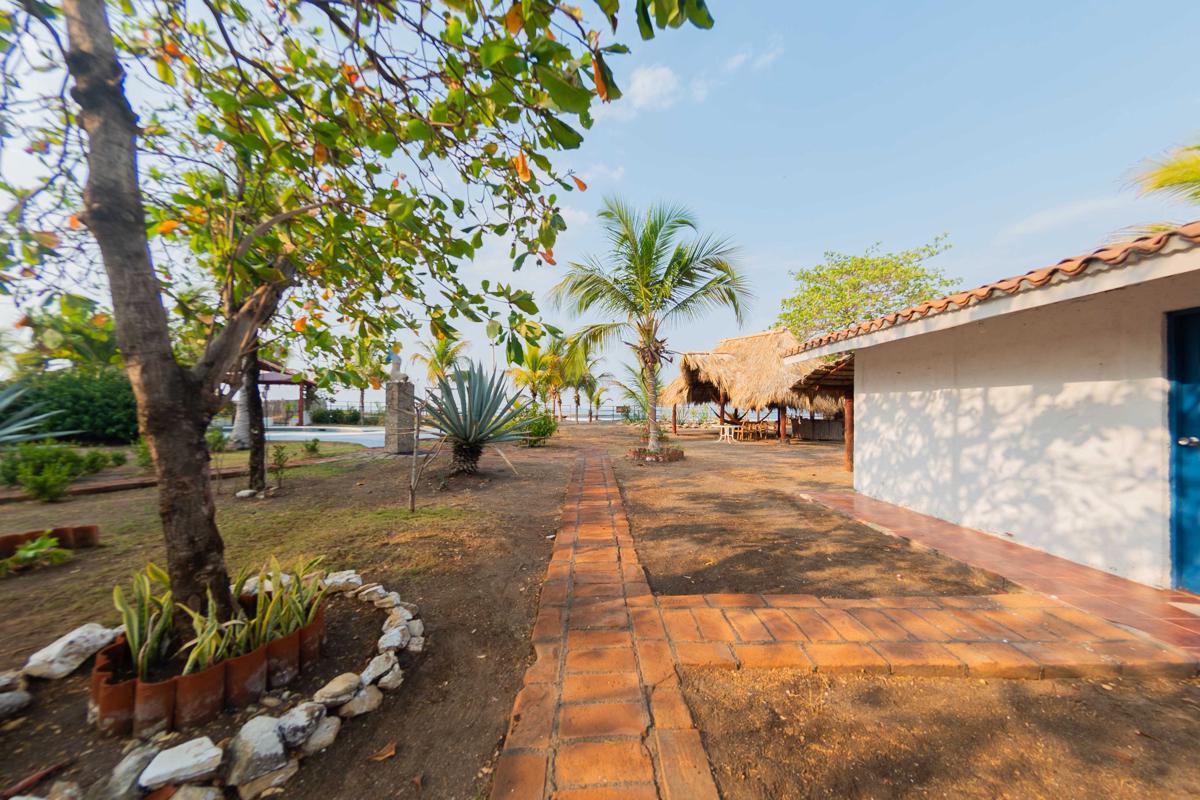 Somar Surf Lodge photo 3