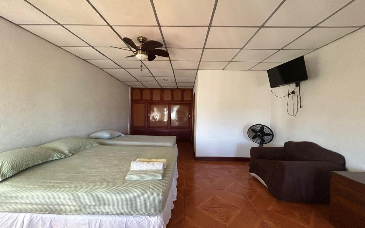 Casa Robles - Your Stay Near Airport photo 4