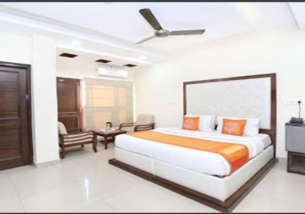 Hotel Eurasia Mohali International Airport photo 3