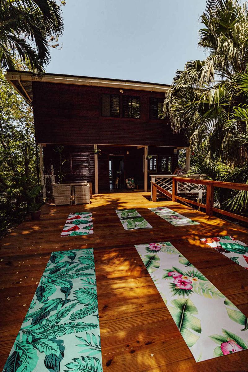 Maitri Roatan photo 3