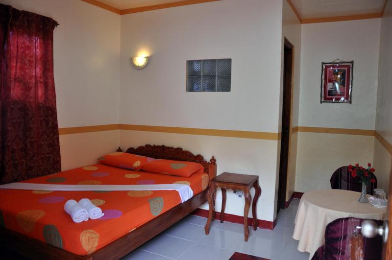 D'Lucky Garden Inn and Suites photo 4