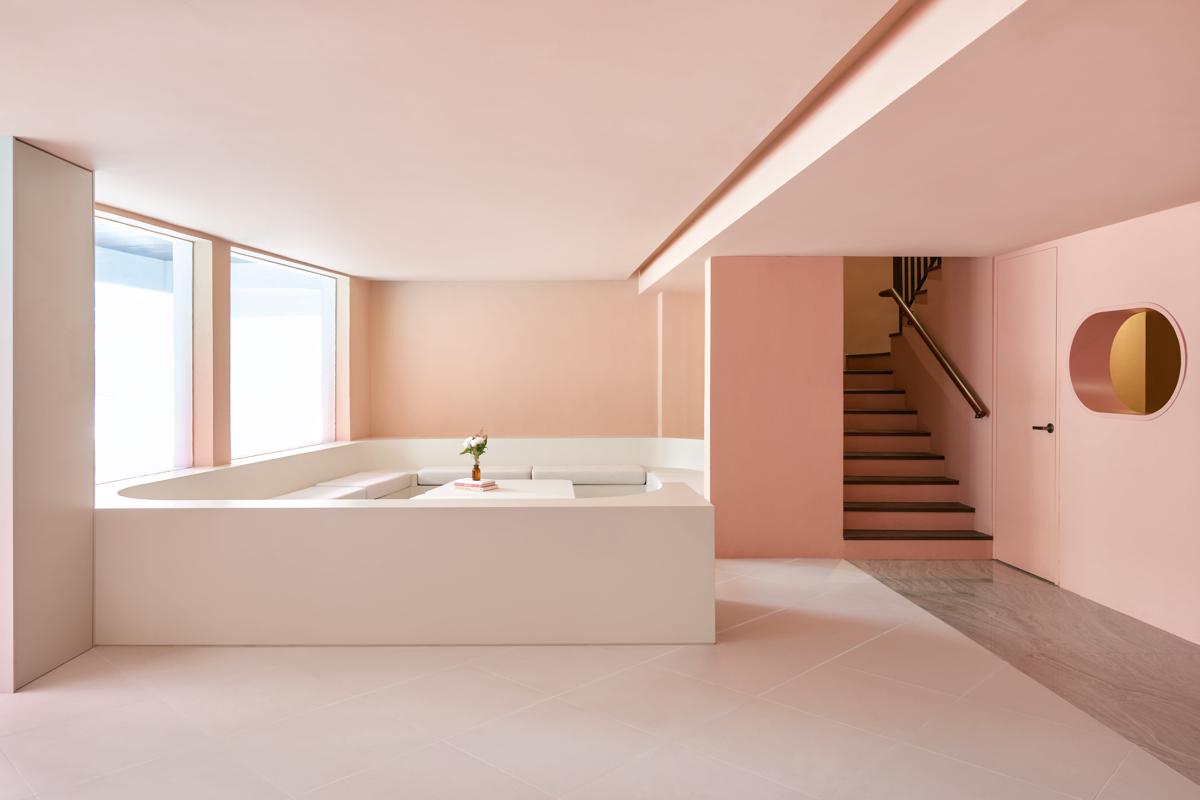 KINN Capsule: HER Space (Female Only) photo 1