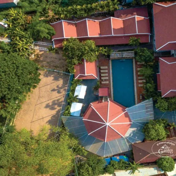 Garden Village Hostel & Pool Bar photo 5