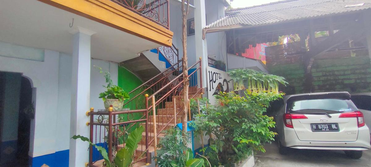 Hotel Nakula Sadewa 2 Bandungan photo 2
