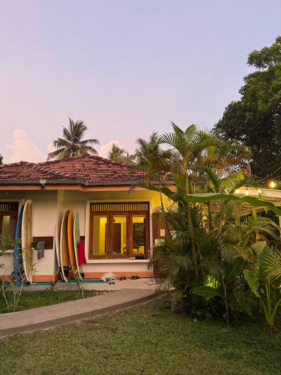 Barefoot Backpackers Hostel, Ahangama Beach photo 2