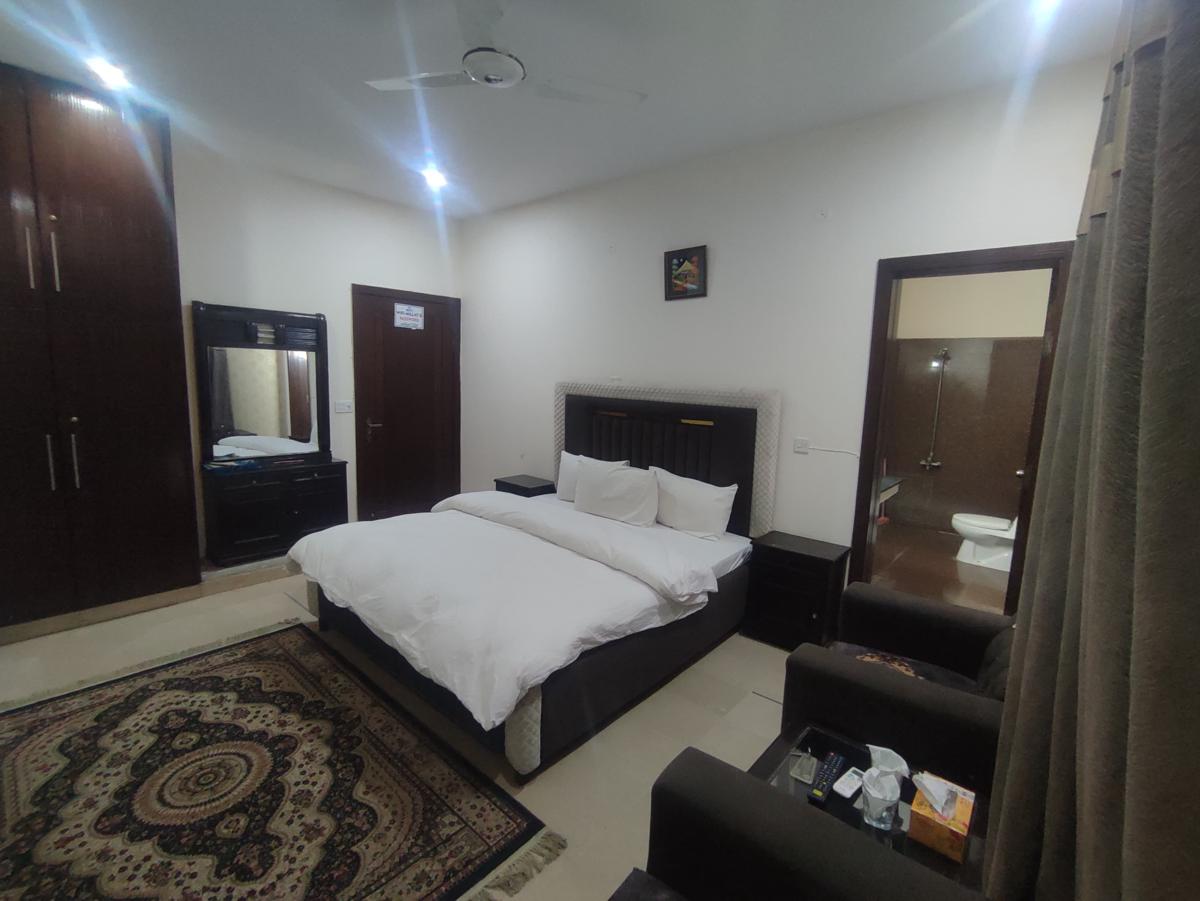 Millat Guest House F10/4 photo 1