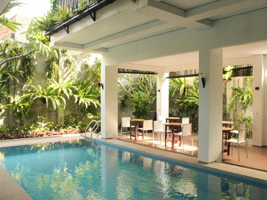 Rion Hostel Bogor photo 1