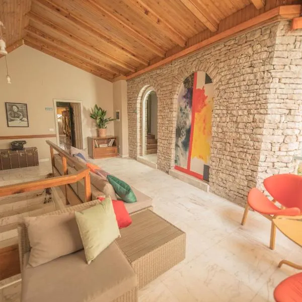 Mosaic Home photo 5
