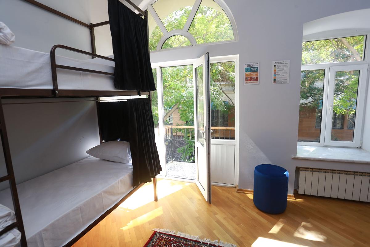 Best Atmosphere Hostel photo 4