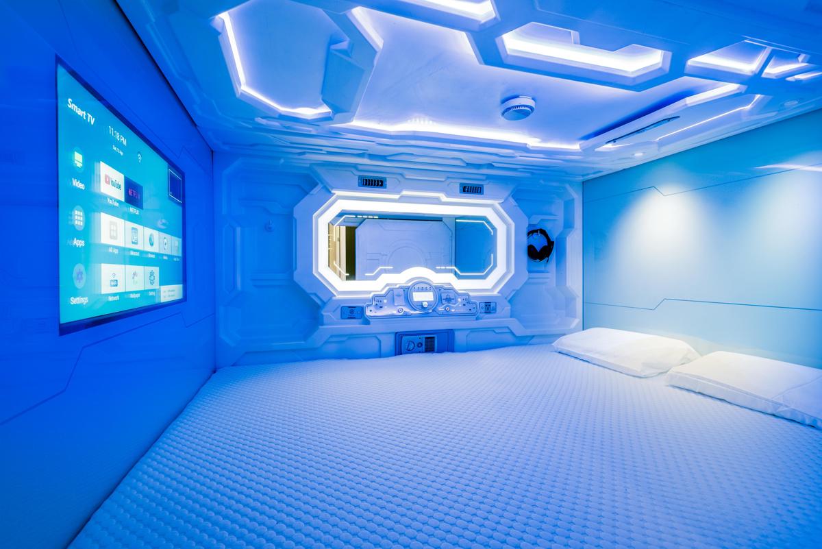 Underground Capsule photo 1
