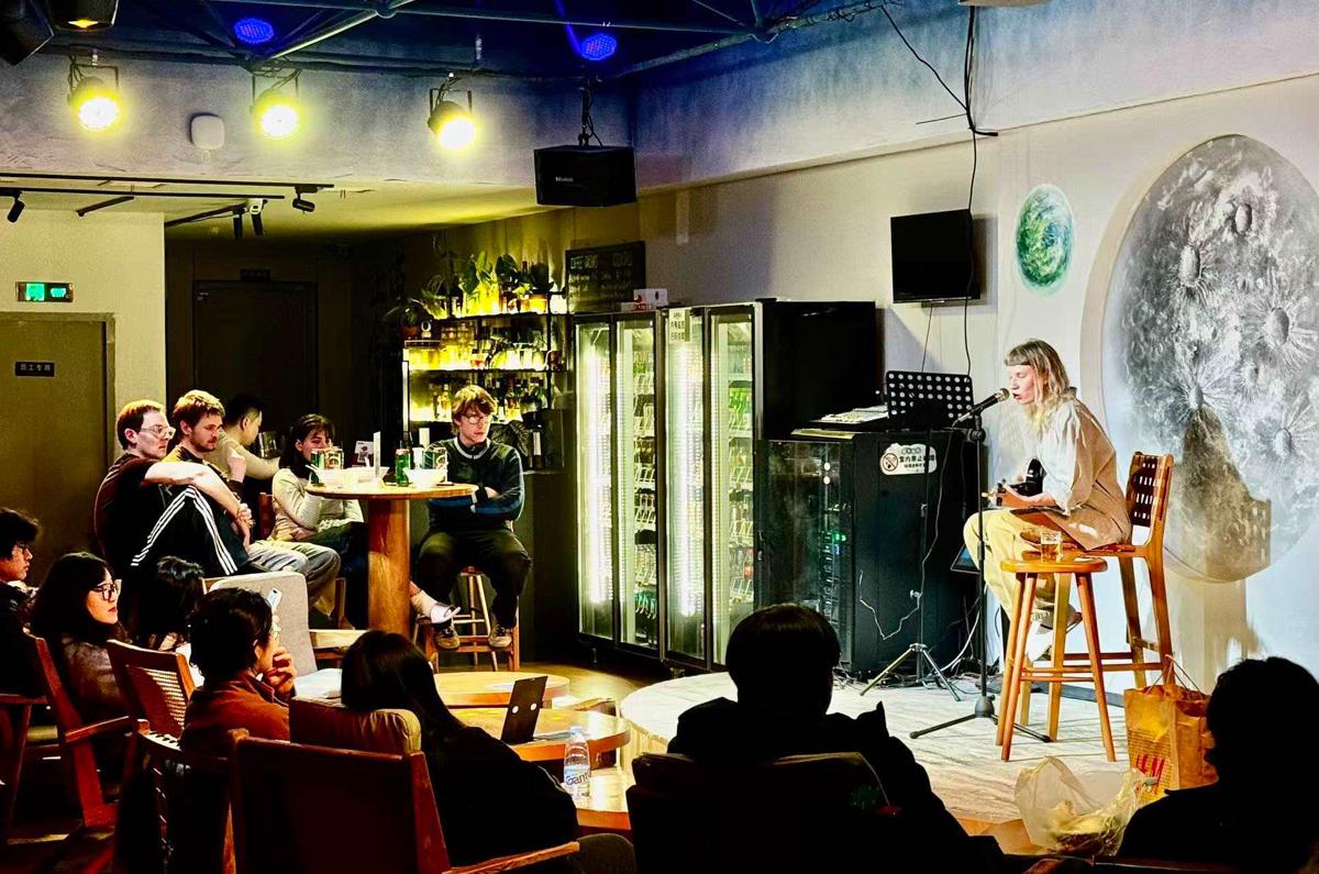Xi'an YOLO Youth Hostel photo 2