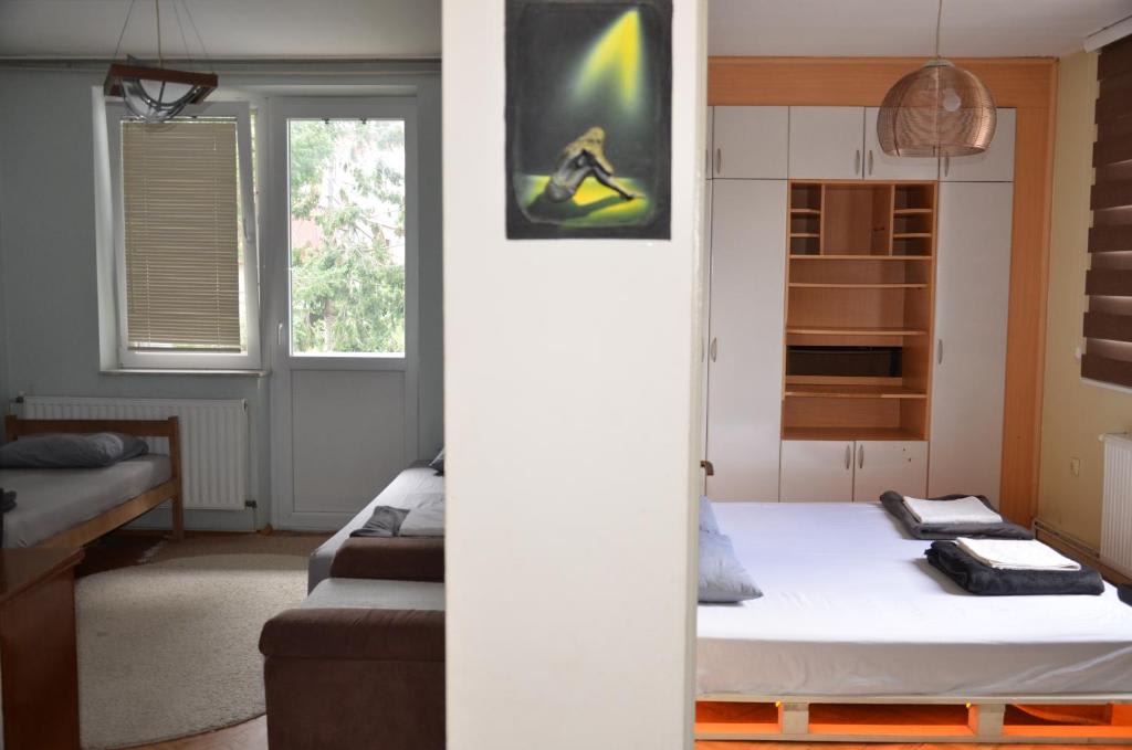 Center House Hostel photo 2