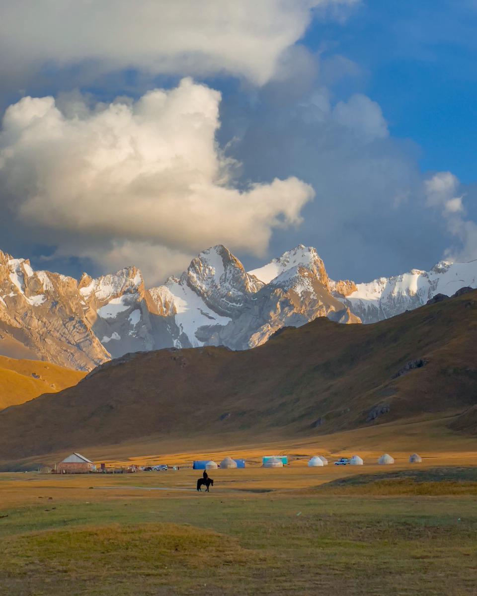 Visit Kel-Suu Yurt Camp photo 4