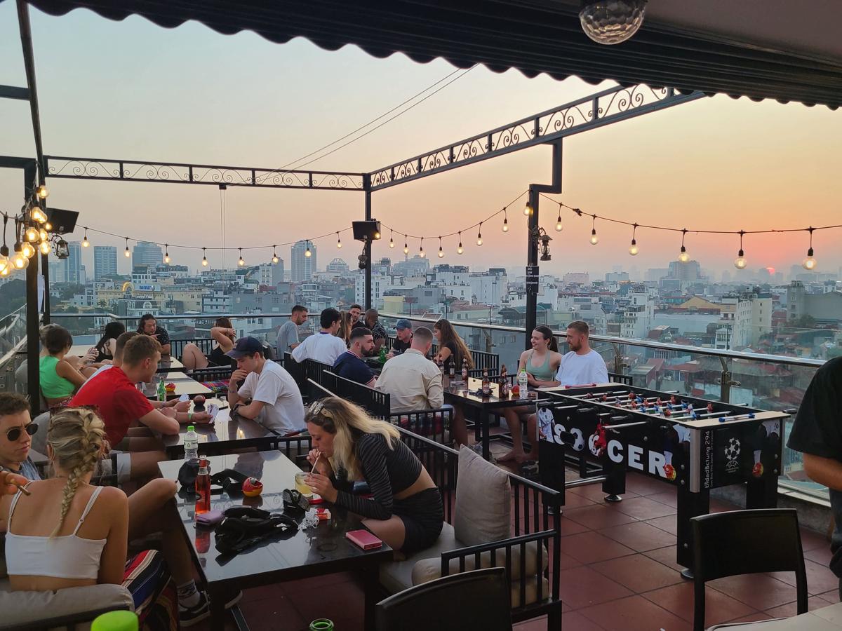 Hanoi Backpackers Hostel & Rooftop Bar photo 2