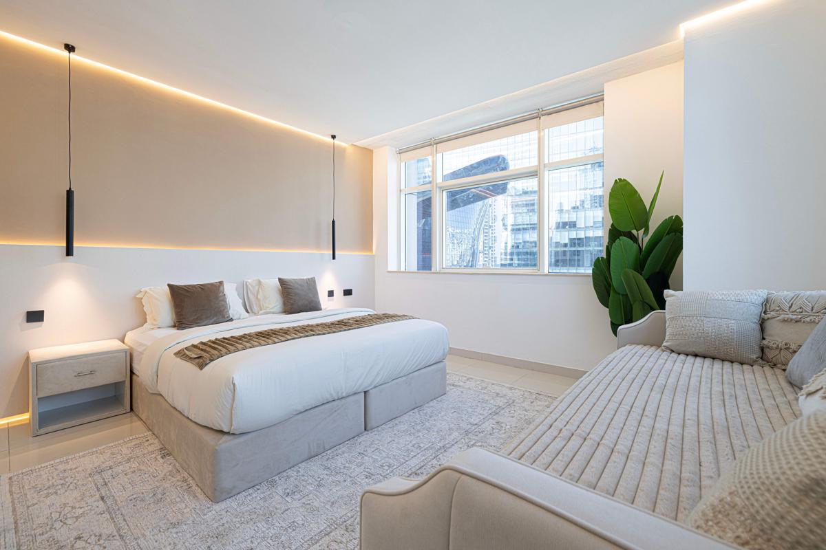 The Downtown Views Penthouse - Ideal for big groups & Families photo 3
