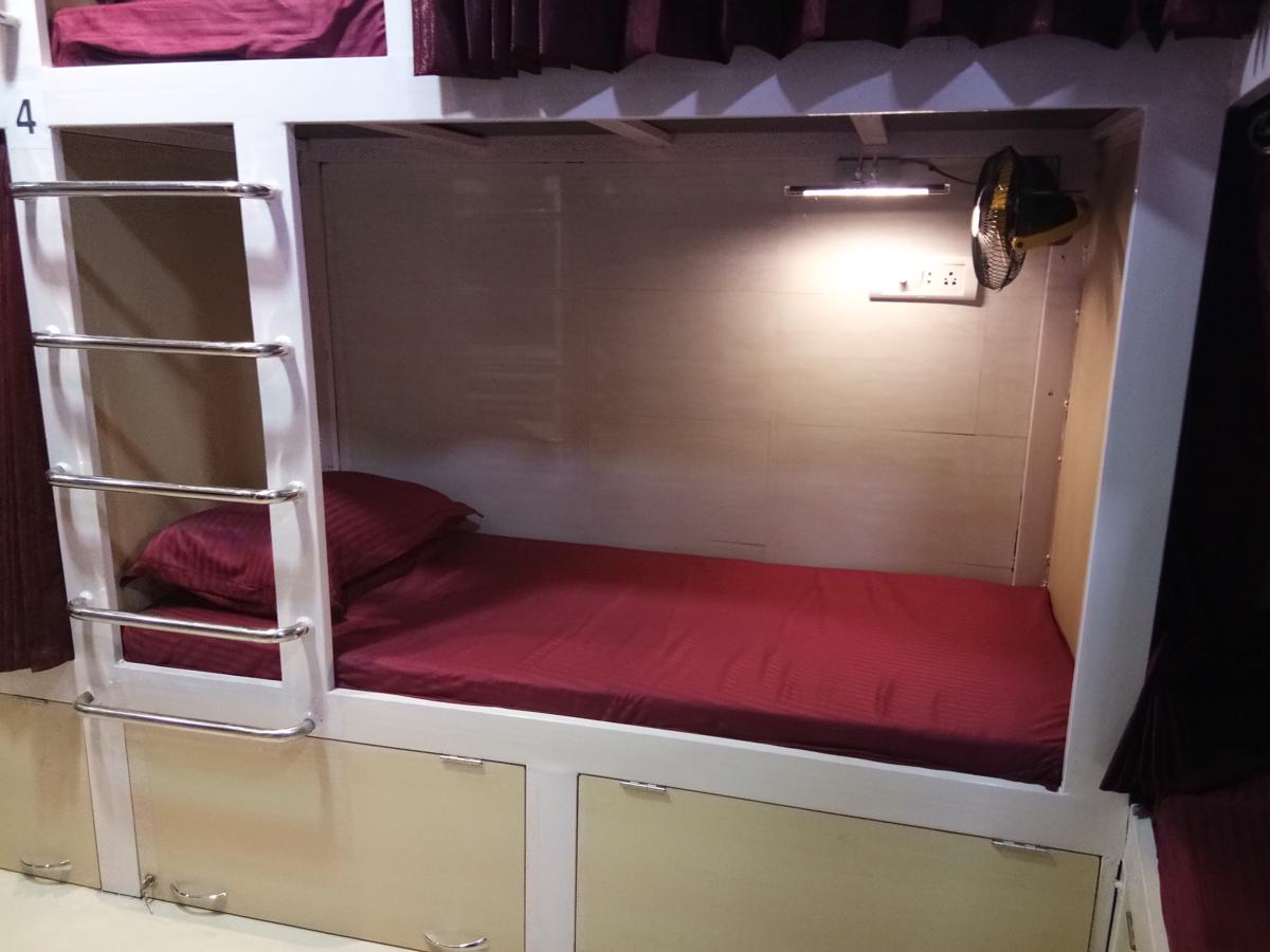 Hotel Parkside Grand Navjyoti photo 4