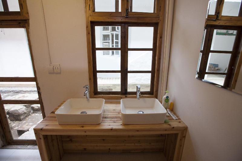 Zen Box House photo 2