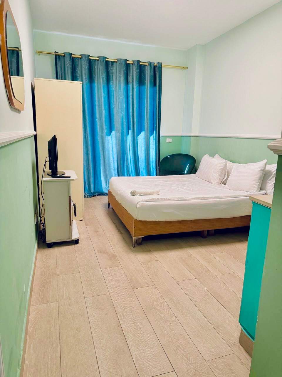 Weekend Furnished Apartments photo 3