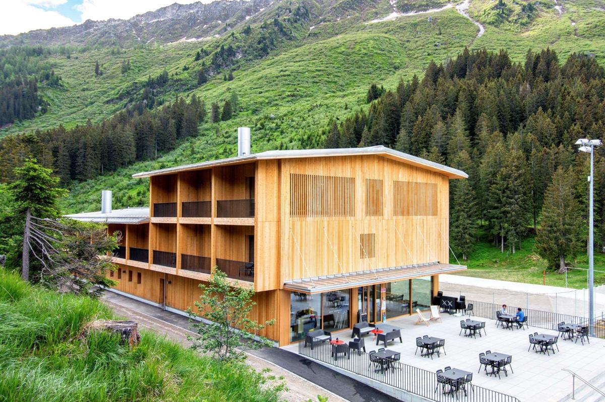 Campra Alpine Lodge & Spa photo 1