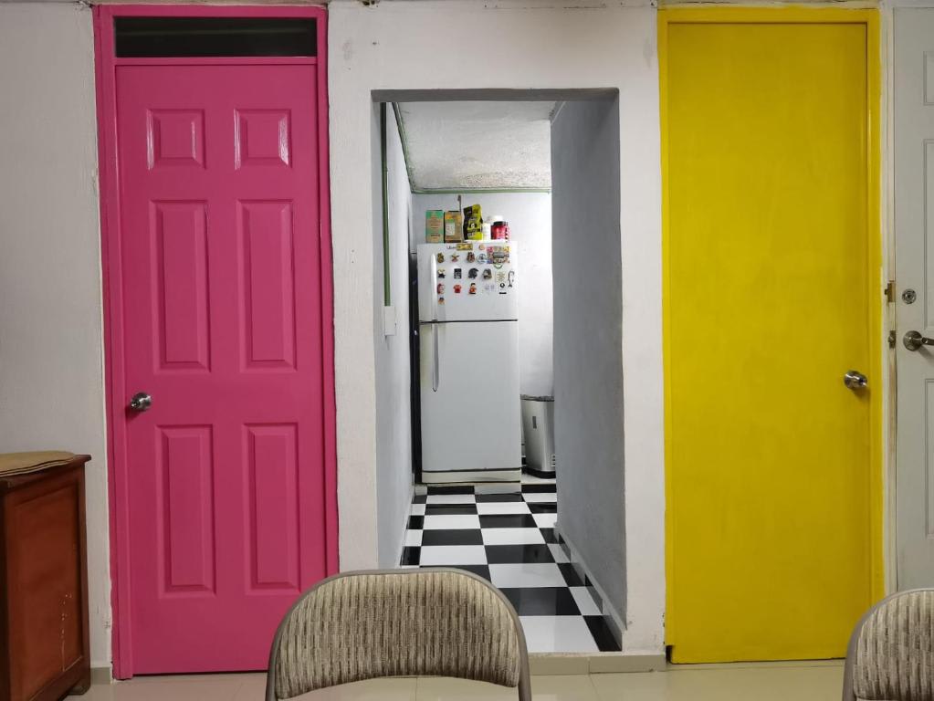 Lenderman Hostal photo 2