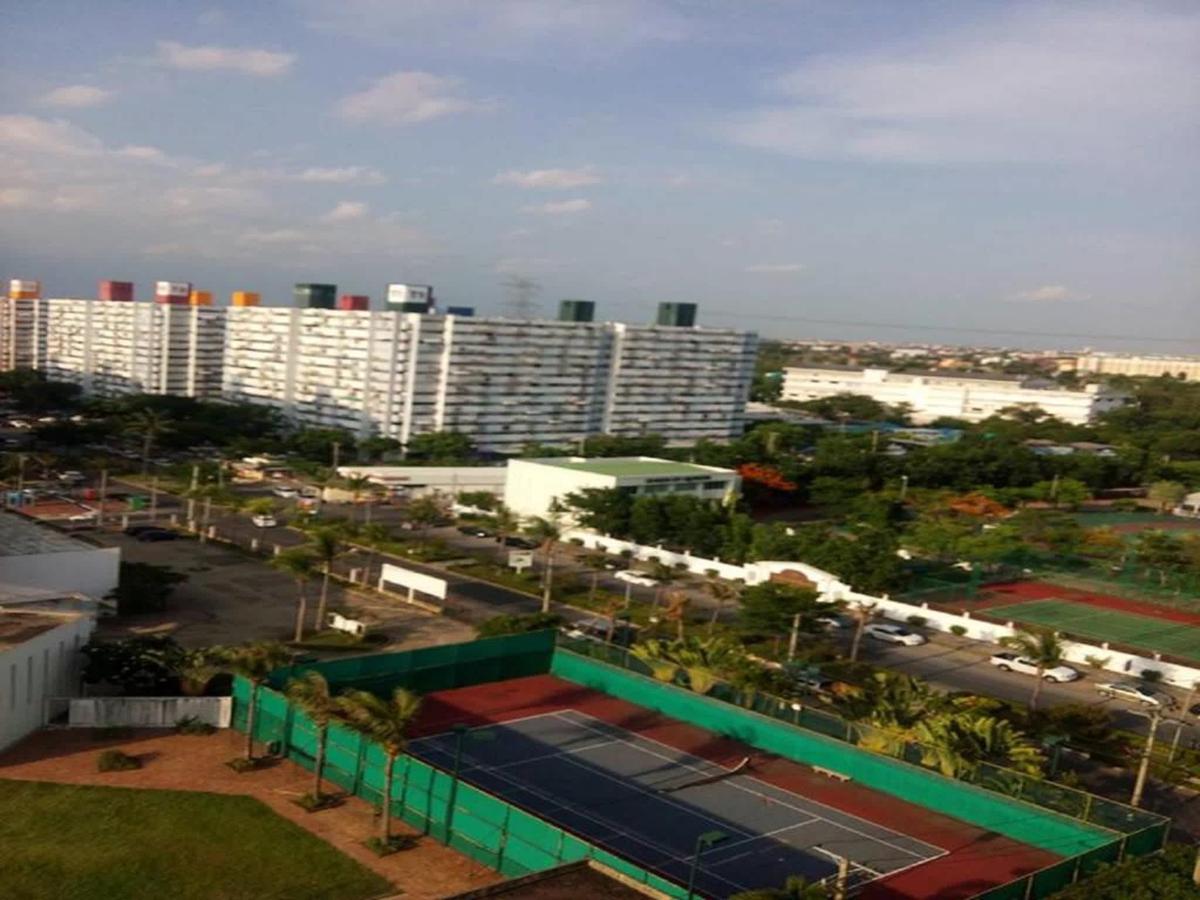 IMPACT Challenger Muang Thong Thani Serviced photo 4