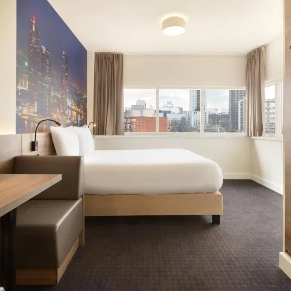 Rotterdam Teleport Hotel photo 5