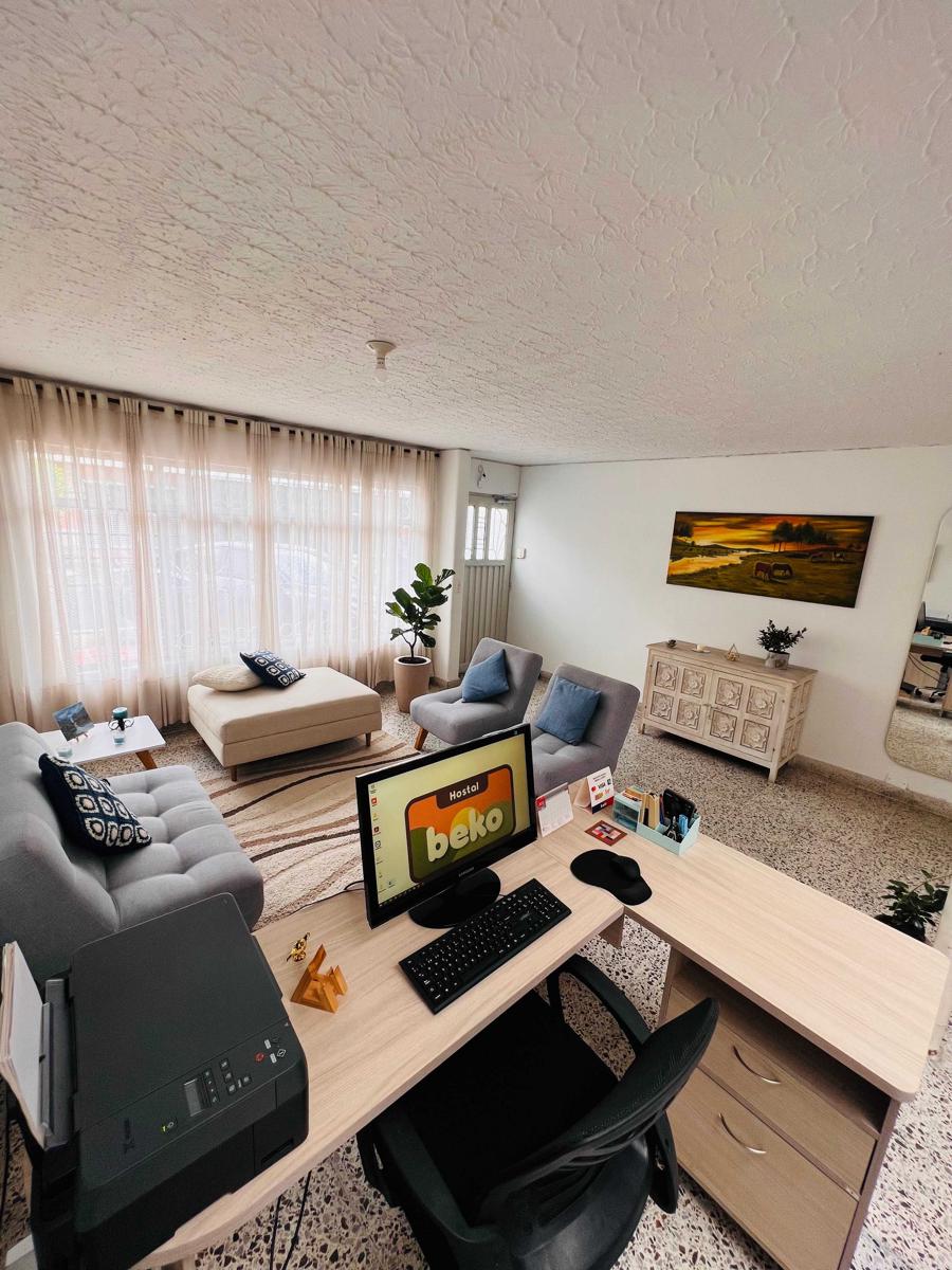 Hostal Beko photo 1