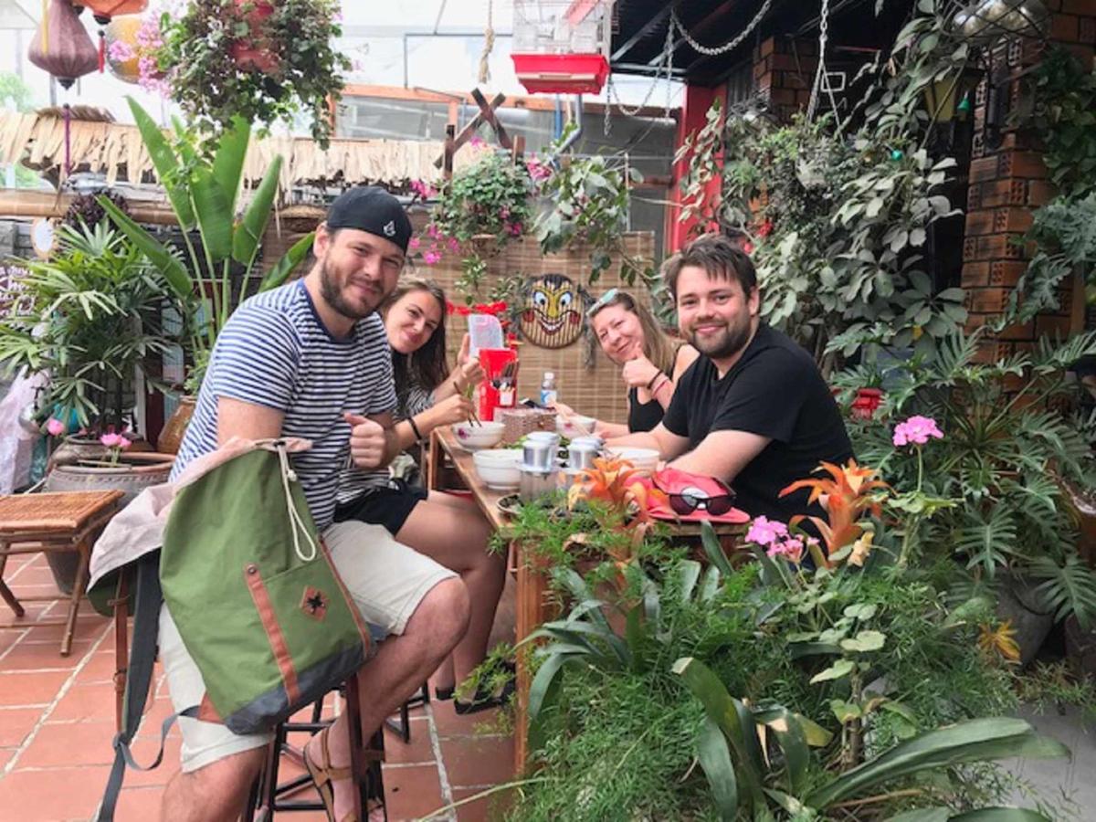 Redhouse Backpackers Hostel photo 4