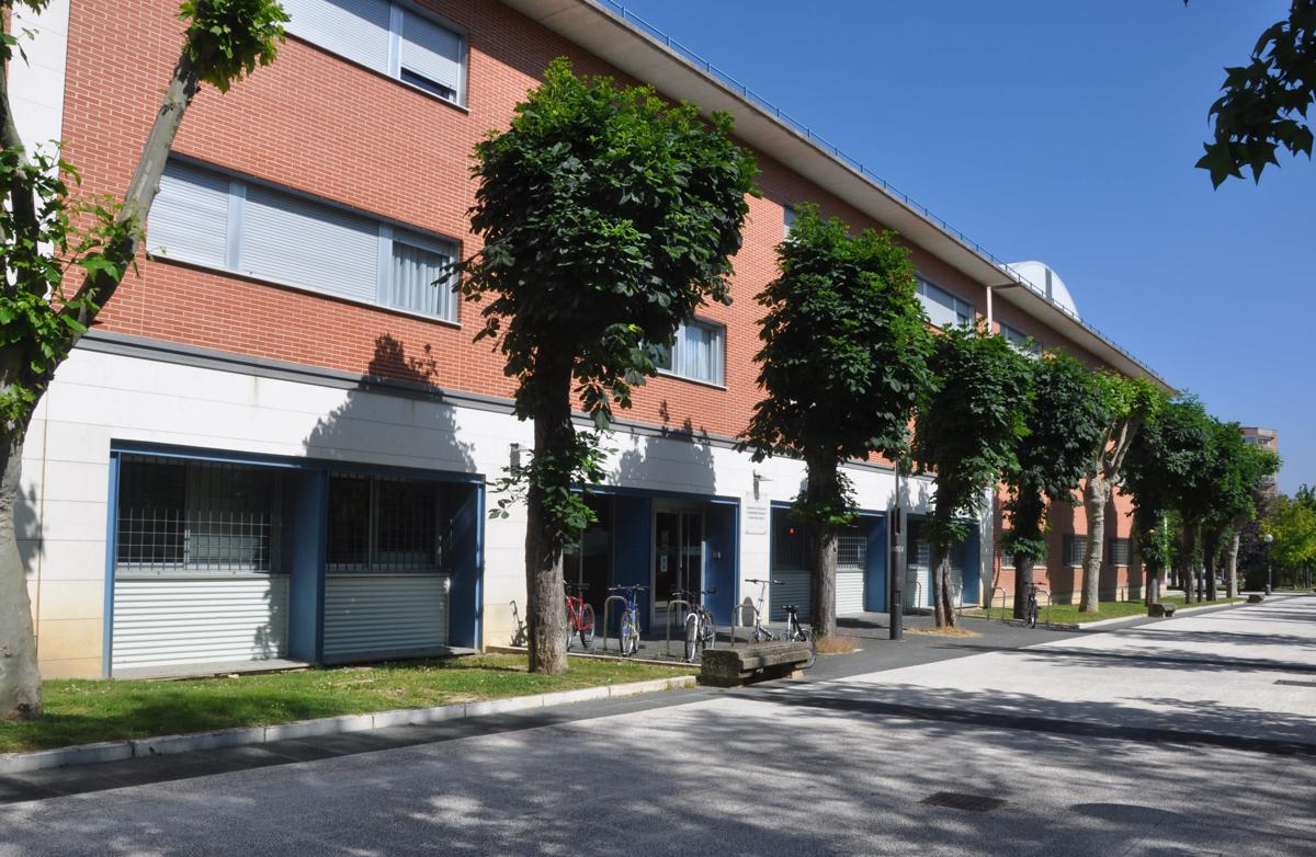 Residencia Universitaria Resa Tomás Alfaro Fournier photo 2