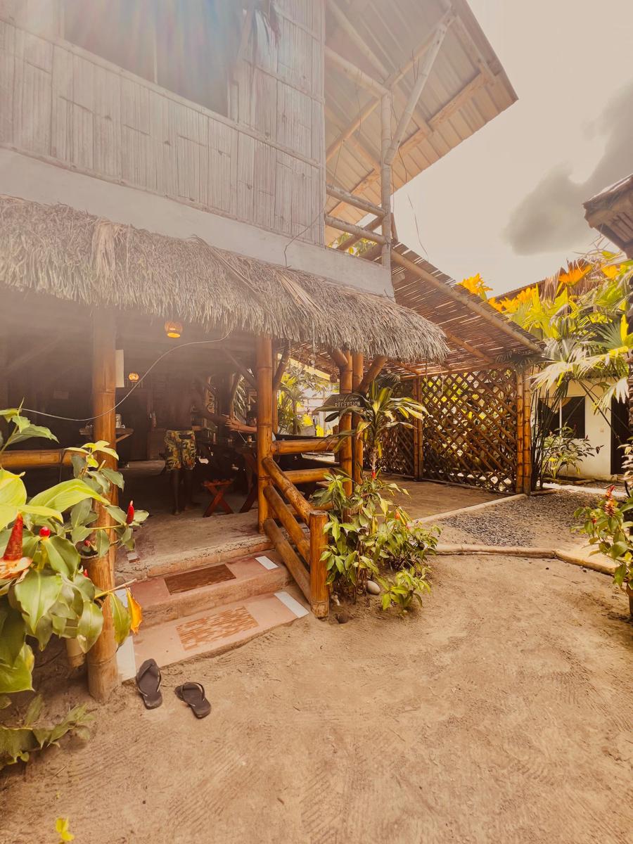 Onda Hostel Mompiche photo 2