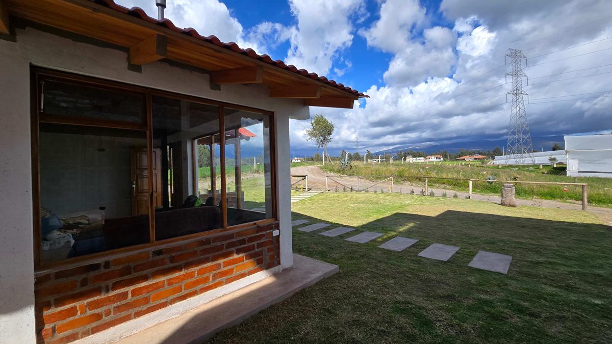 Cuscungo Cotopaxi photo 3