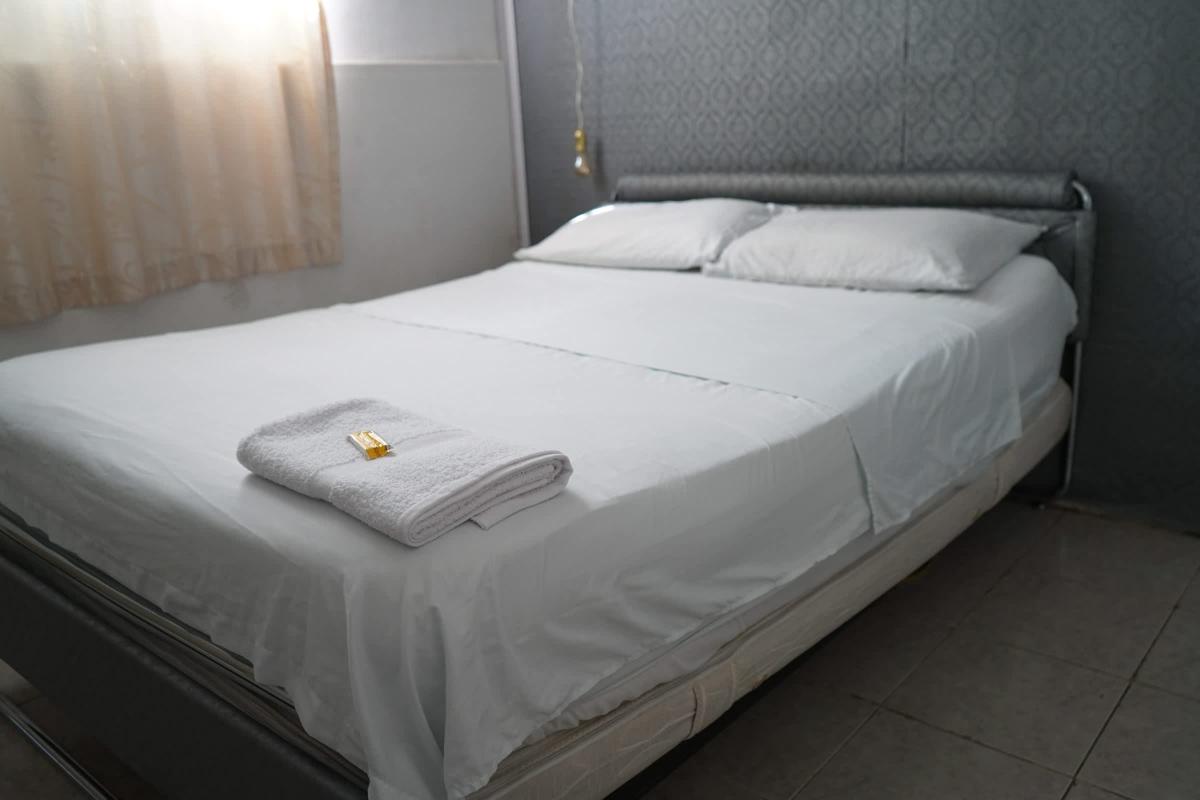Petronios Hostel photo 4