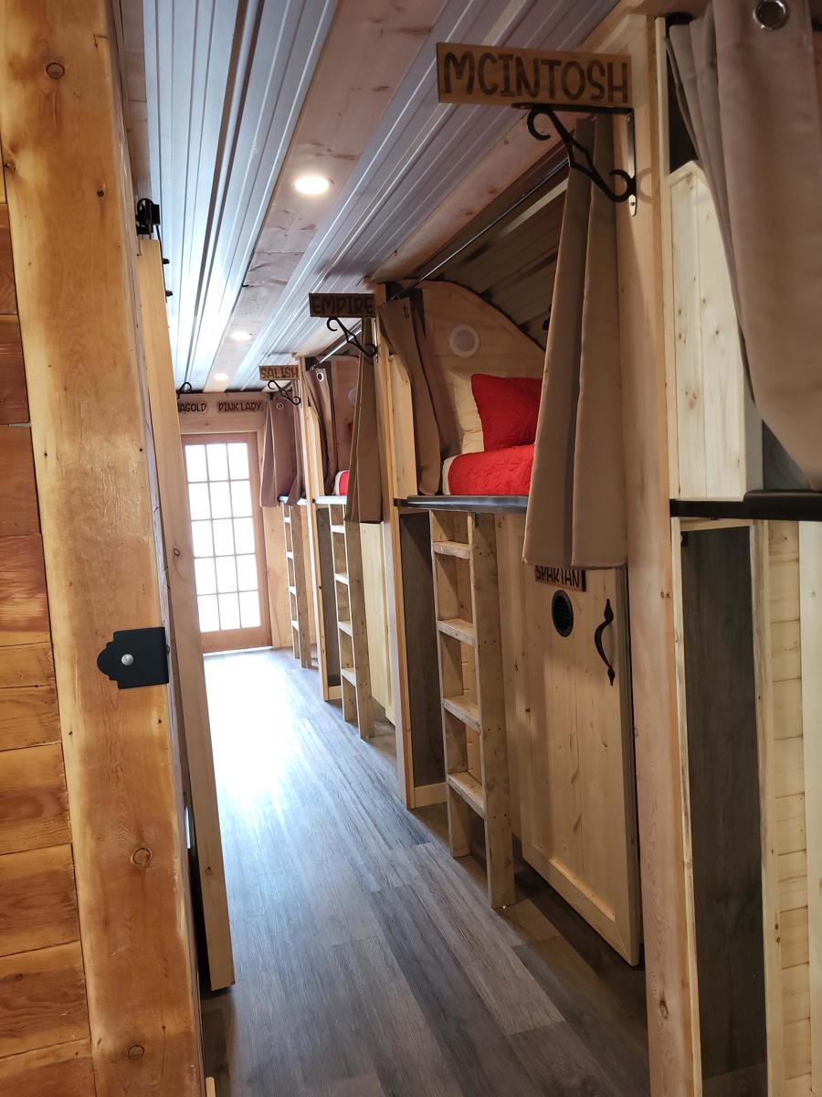 The Orchard (Hostel Private Bunks) photo 2