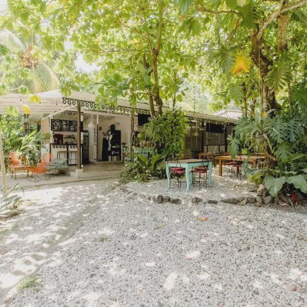 Bajo el Arbol B&B photo 5