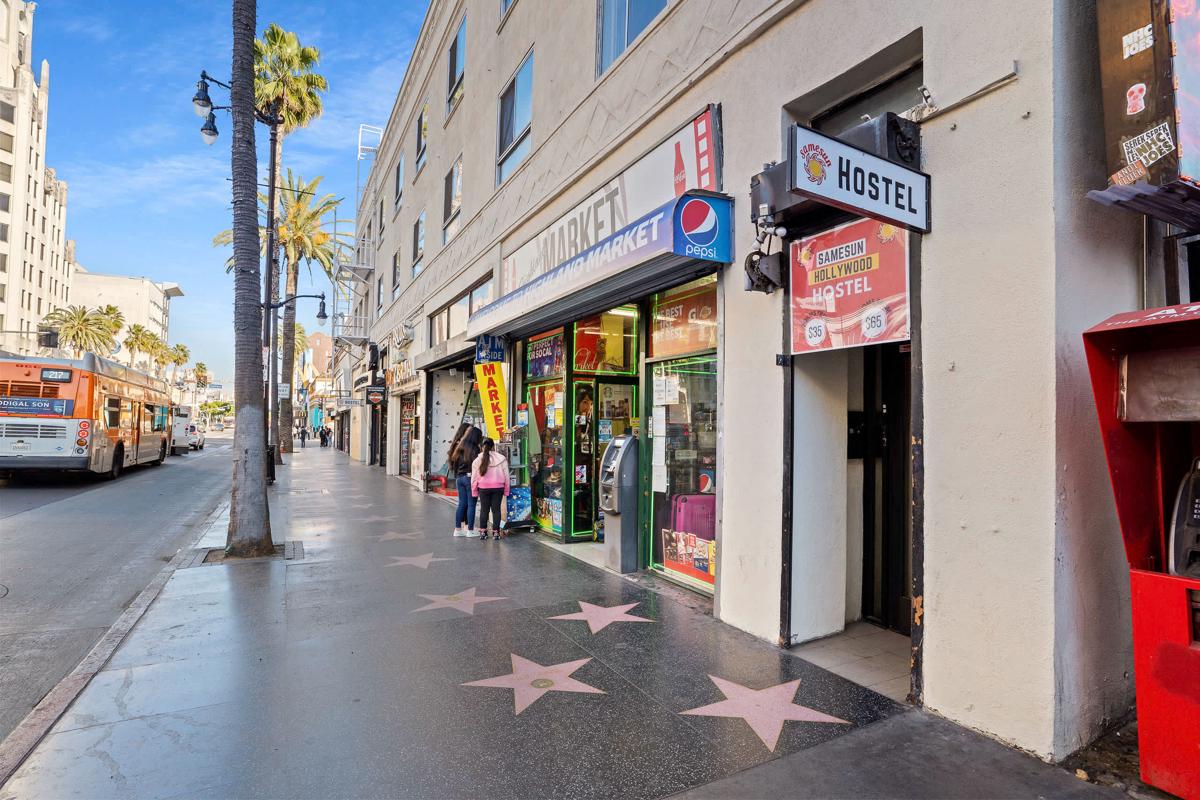 Samesun Hollywood photo 3