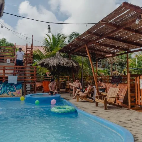 El Zoo Hostel And Pool photo 5