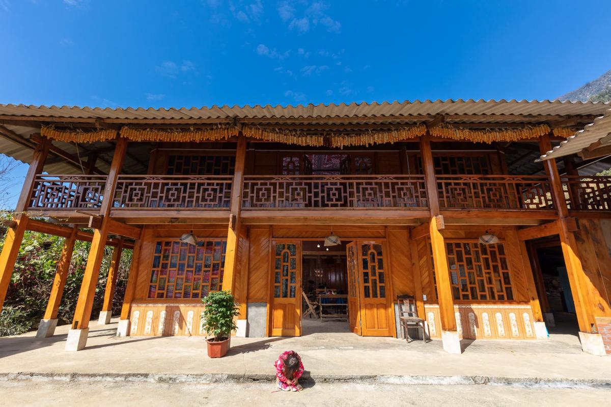 Hmong Sister House and Trekking photo 2