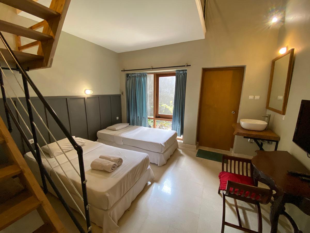 JH Hotel photo 2