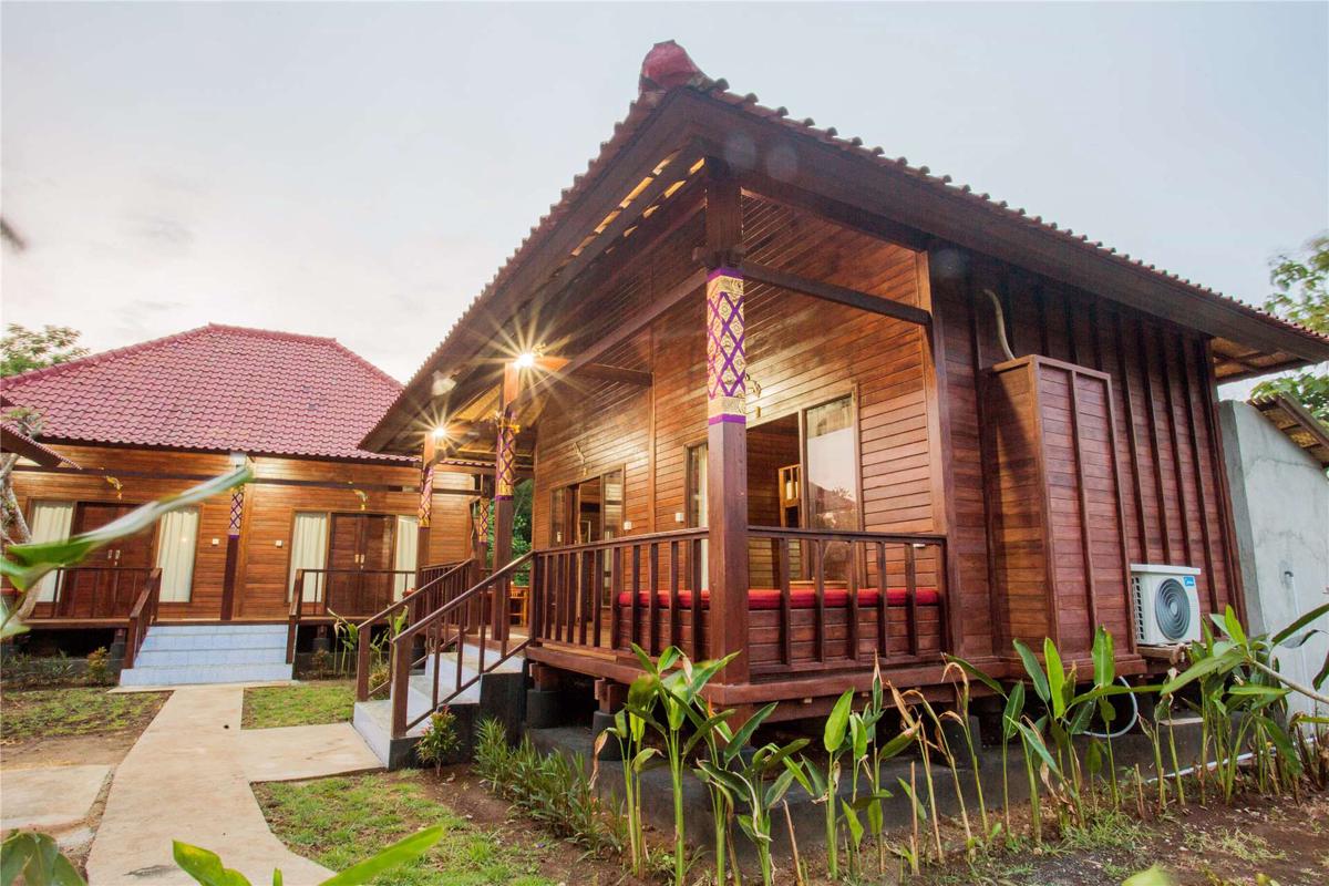 Uma Hostel Nusa Lembongan photo 2
