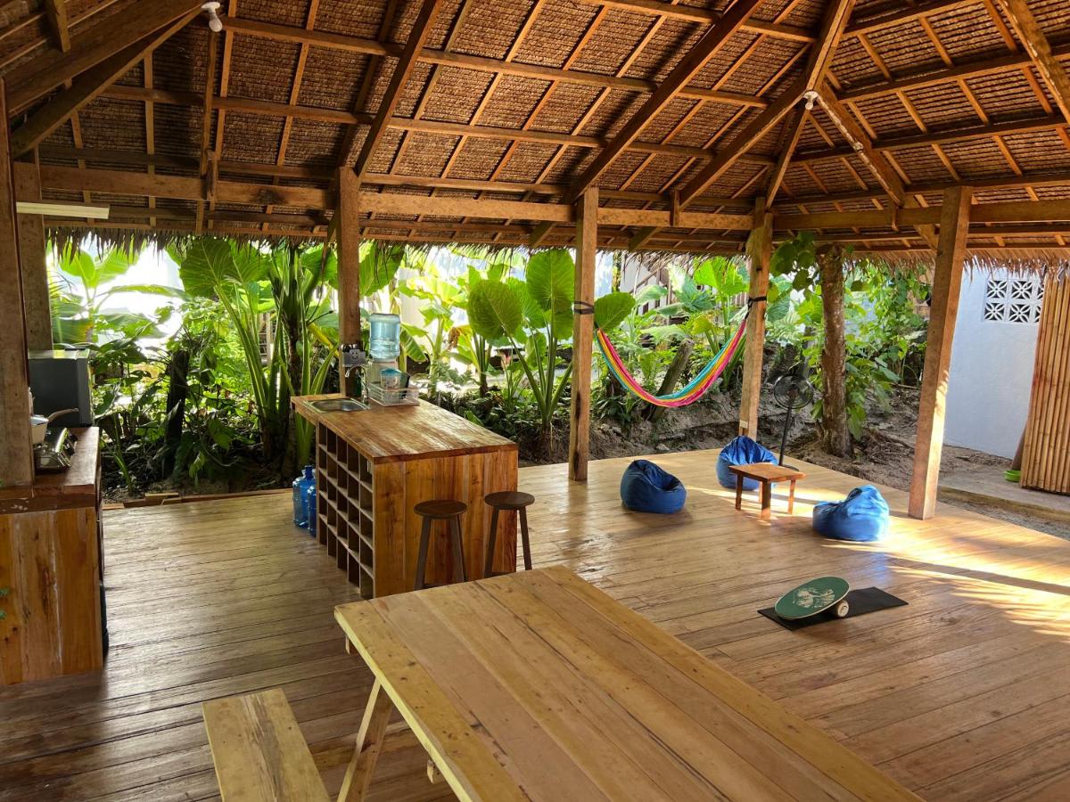 Three Little Birds Surf Hostel photo 1
