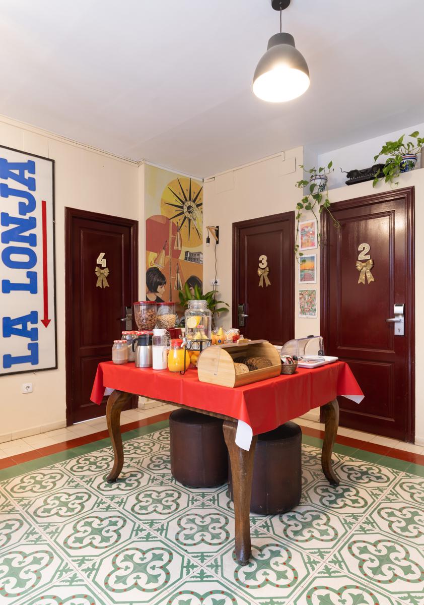 Home Youth Hostel Valencia by Feetup Hostels photo 4