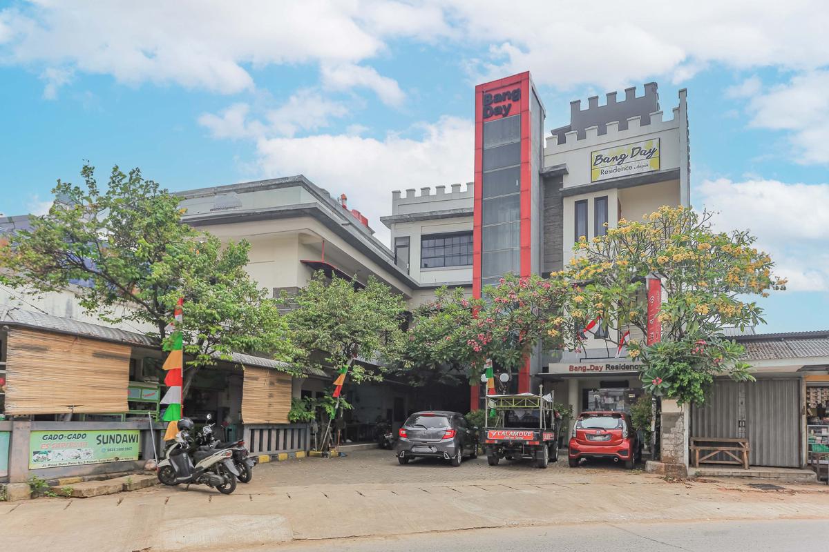 OYO Bang Day Residence photo 1