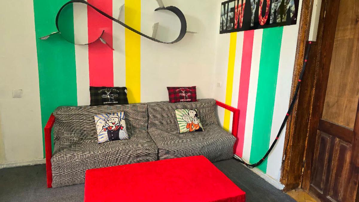 Colors Hostel photo 2