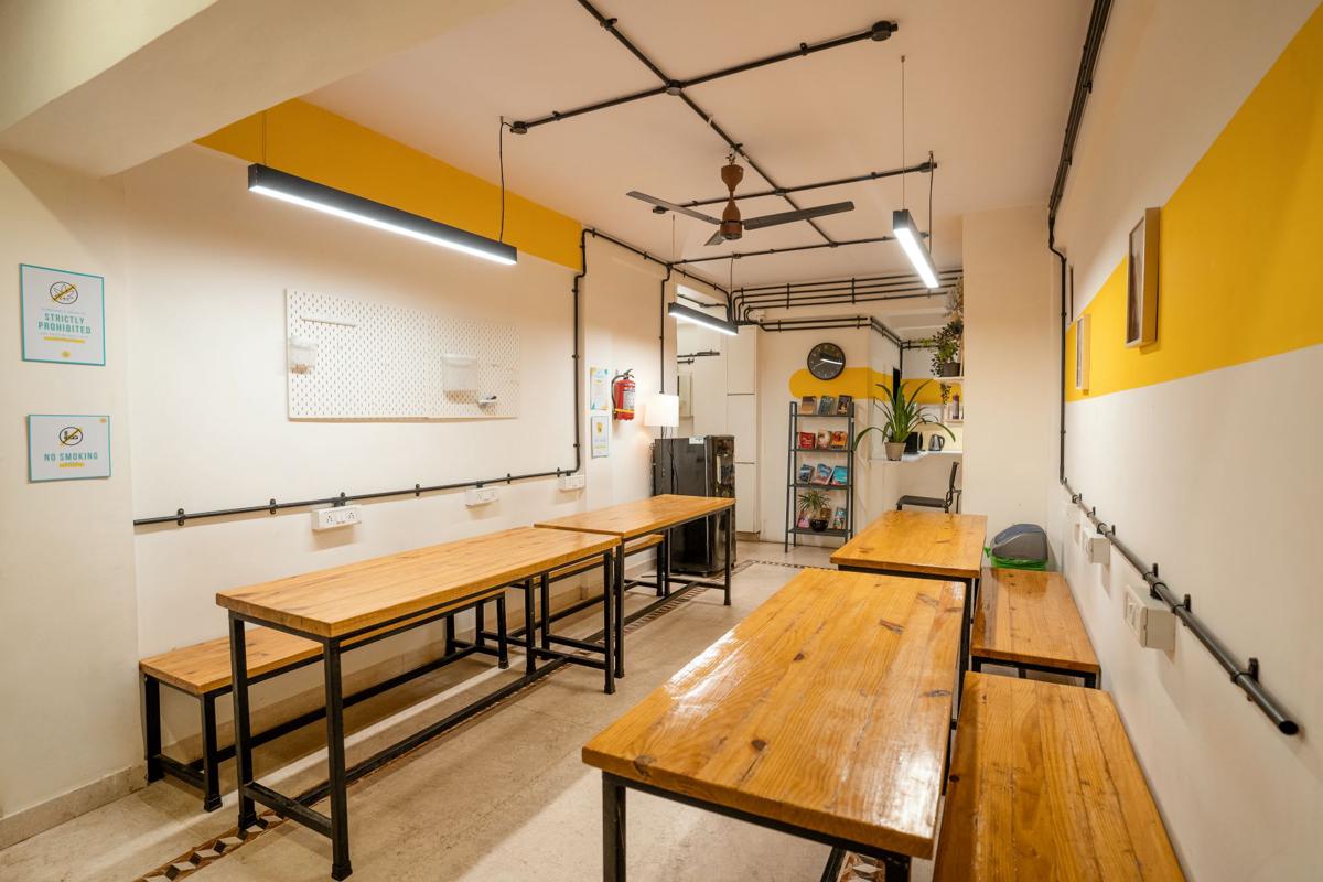 Locomo Hostel Express - Stay | Work | Eat photo 4