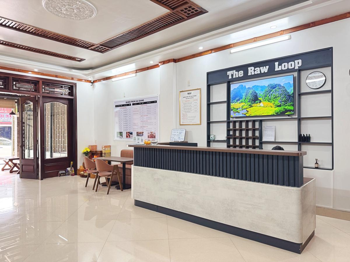 RAW Hostel, Tour & Motorbikes Rental photo 2