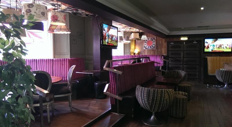Whites Hotel Newcastle photo 6