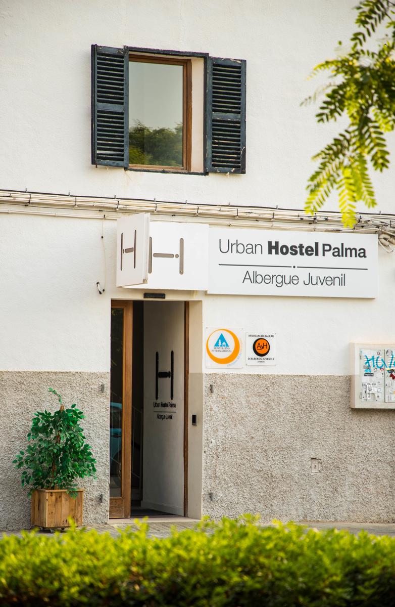 Urban Hostel Palma - Albergue Juvenil photo 2